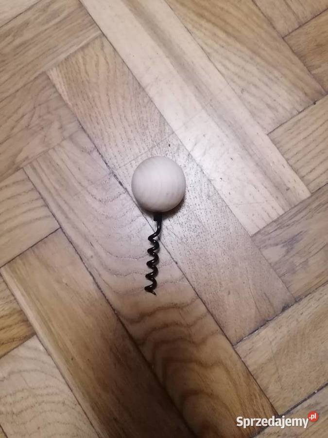 Korkociąg z drewnianą kulką Wyposażenie wnętrz Gdańsk