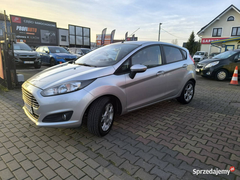 Ford Fiesta 10 i 80 Klimatyzacja Podgrzewane aluminiowe felgi lubelskie Łuków