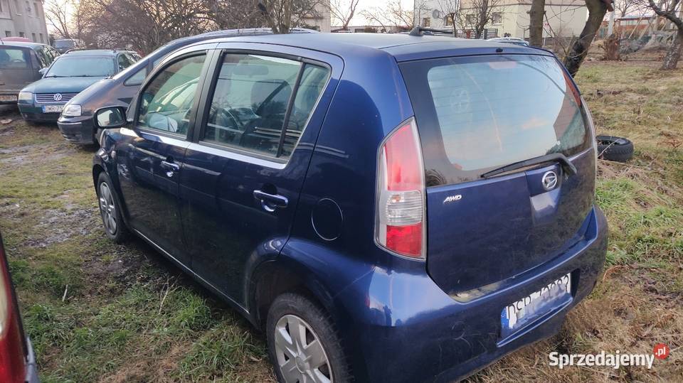 Daihatsu shiron 4x4 13 benzyna