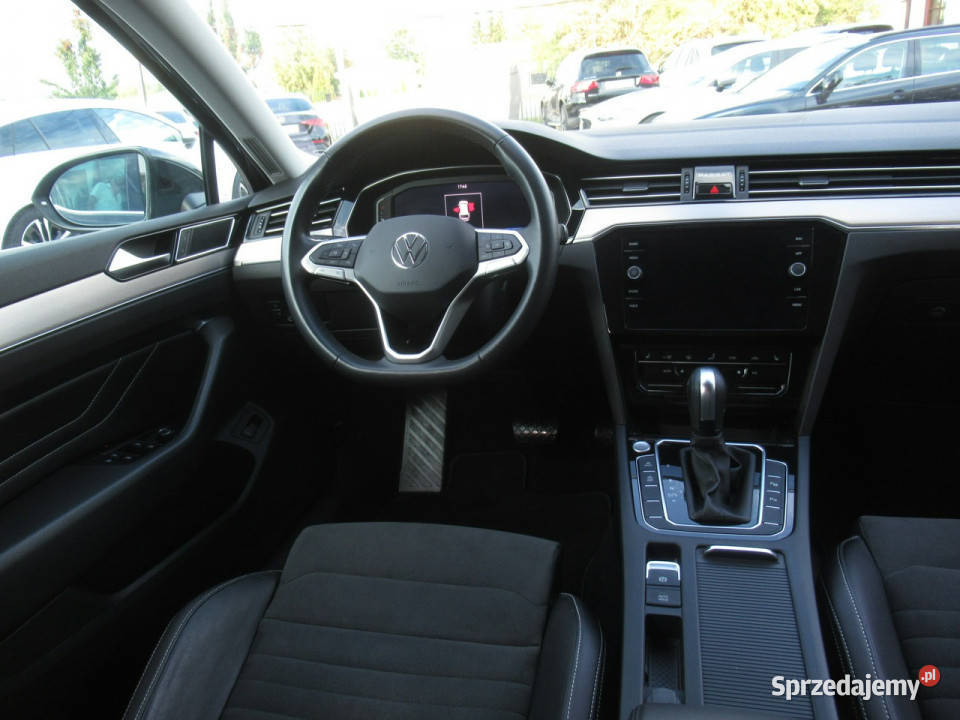 Volkswagen Passat BEZWYPADKOWY Matrix LED Kamera asystent pasa ruchu Passat Warszawa sprzedam