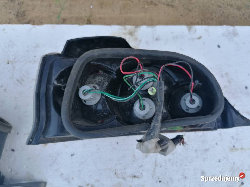 Lampa Prawa Tył Citroen Saxo Części samochodowe Wisznice sprzedam