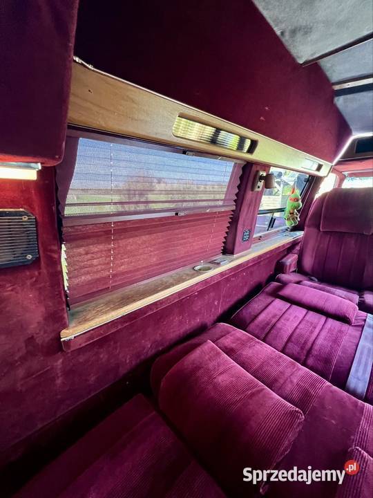 Chevrolet astro 43 gaz salonka bordowy Rolbik