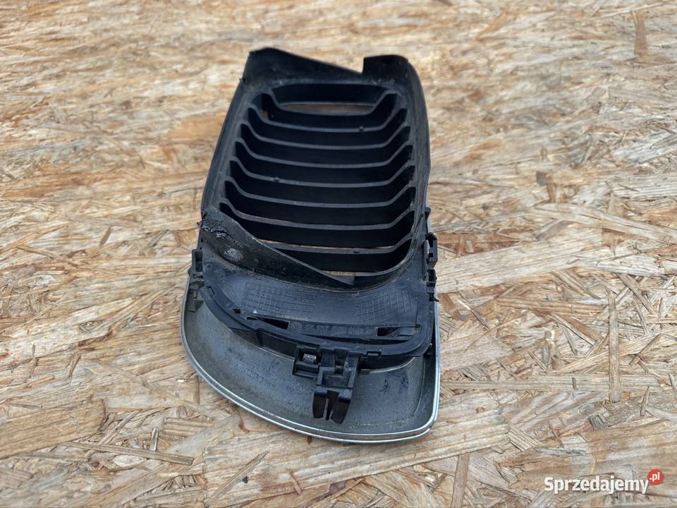 Grill nerka maski przód prawa BMW e46 lift wielkopolskie Międzychód