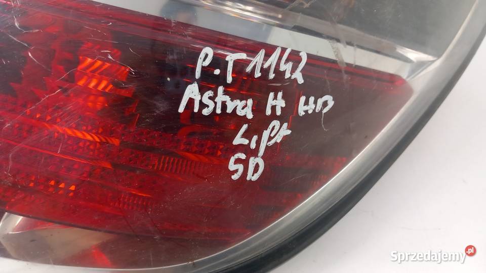 OPEL ASTRA H III LIFT HB 5D LAMPA TYŁ PRAWA osobowe Zbierkowo