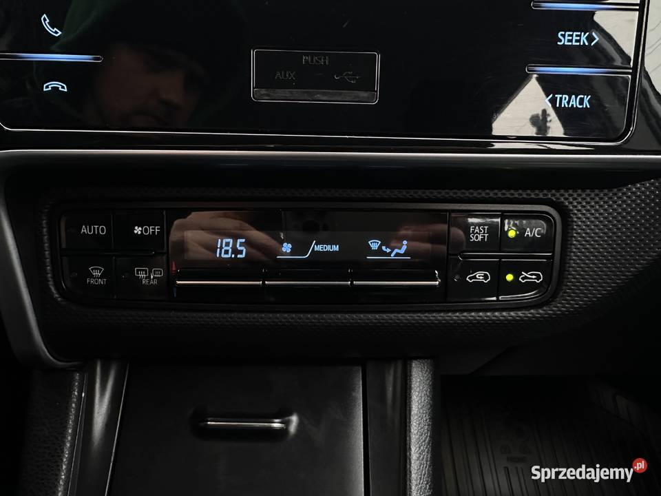 Toyota Auris 133 99 Salon PolskaIWŁFaktura VAT manualna Auris Warszawa