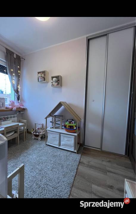 Przestronne 3 pokojowe mieszkanie Sprzedaż