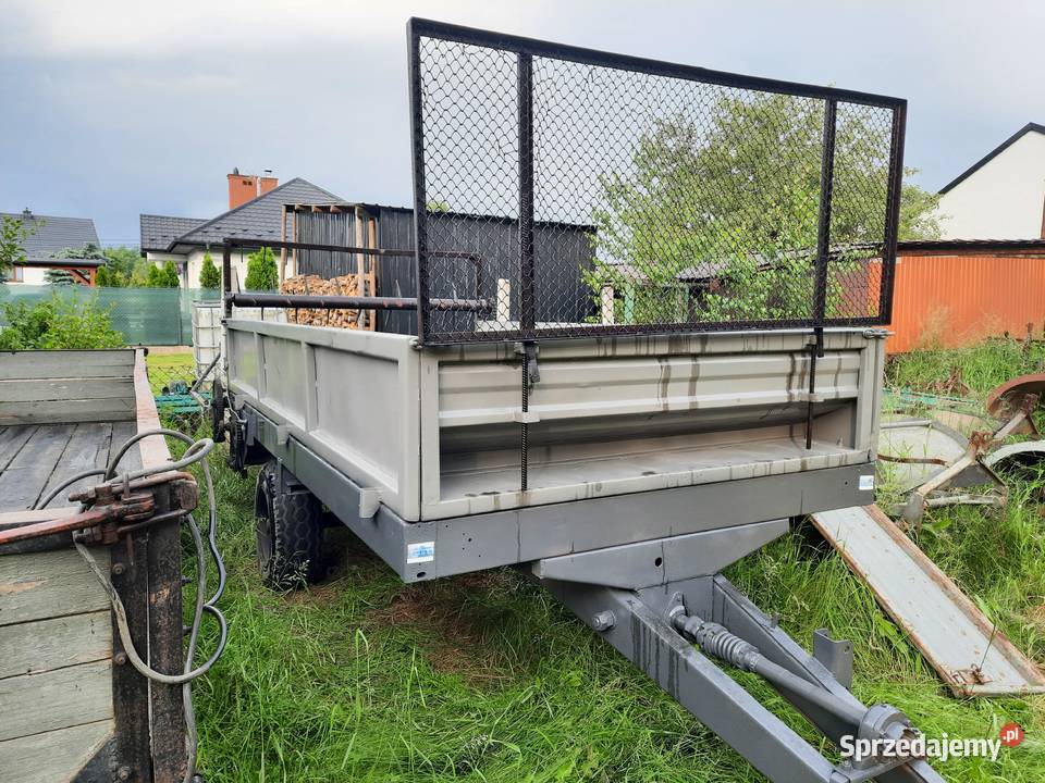 Rozrzutnik obornika 25 t jednoosiowy Bucze