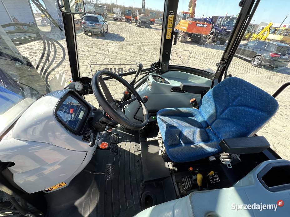 Ciągnik HOLLAND TD 5050 New Holland Tuliszków