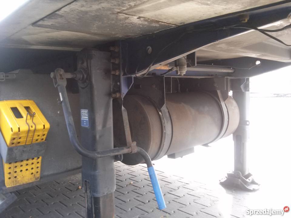 Naczepa chlodnia HAKOWA LAMBERET SR2 2006 Głowno