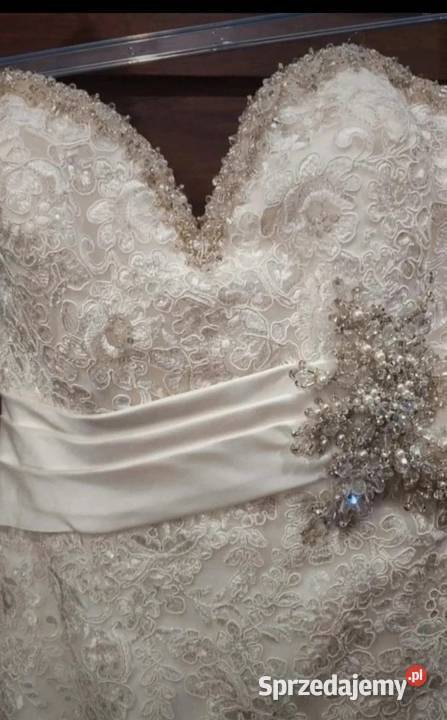 Suknia Ślubna Medeline Gardner Nowa powystawowa Koronkowa