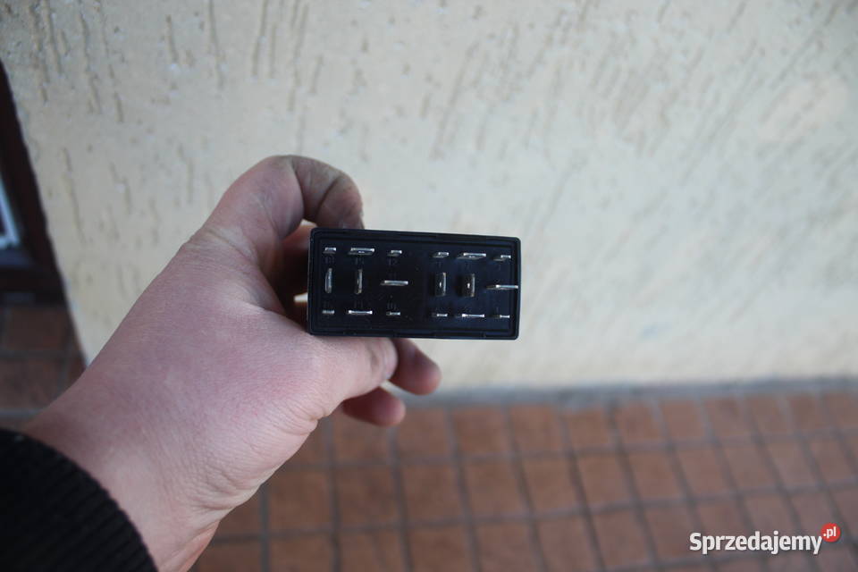 PRZEKAŹNIK MULTIFUNKCJI AUDI A6 C5 4B0907487F