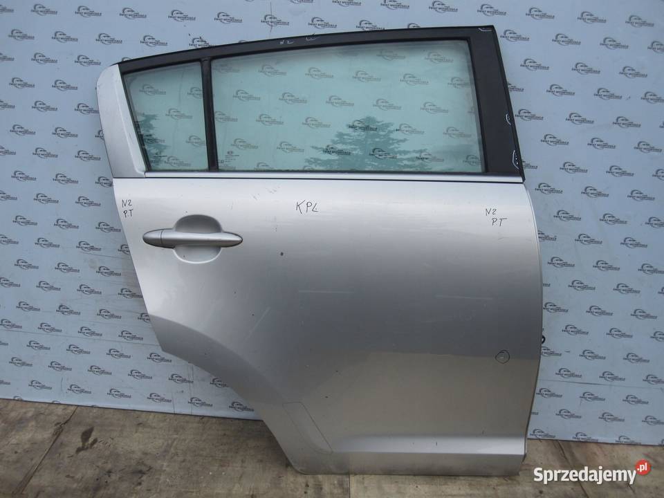 KIA SPORTAGE III 12r drzwi prawe tył osobowe
