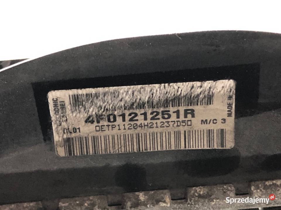 CHŁODNICA WODY AUDI A6 C6 20 140 4F0121251R 0411