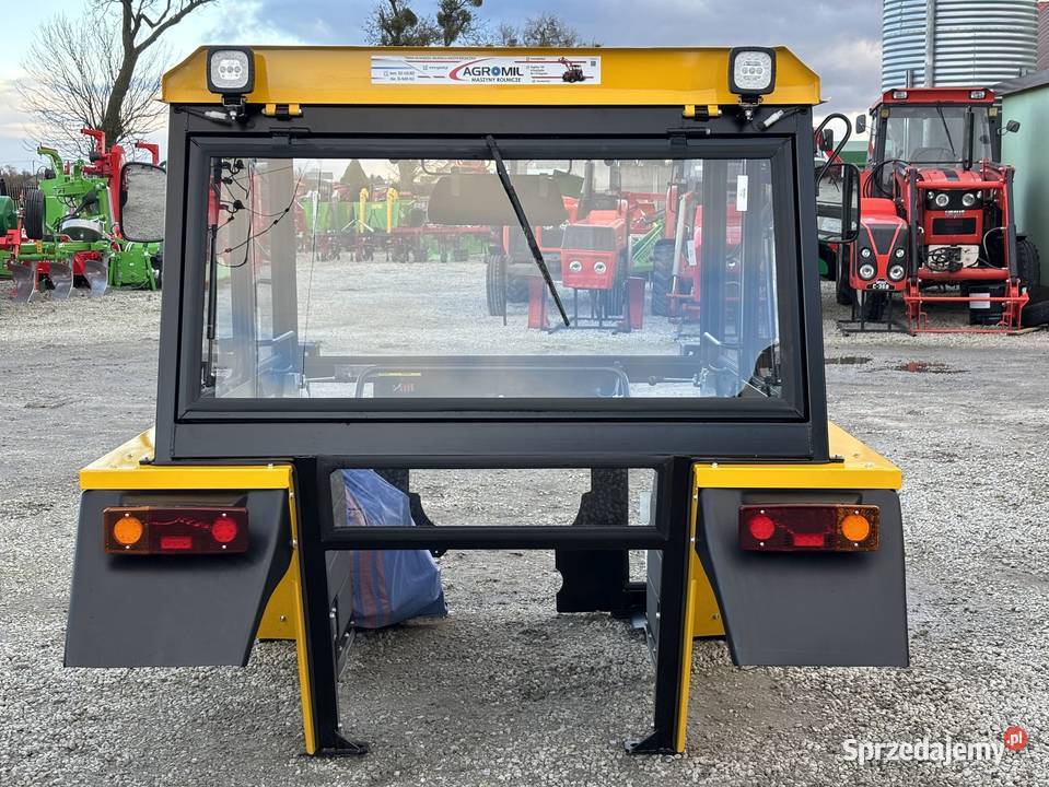 Kabina ciągnikowa kabina do ciągnika C 360 Rogóźno sprzedam