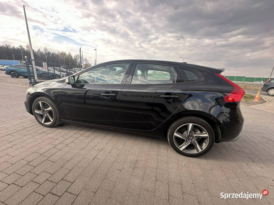 Volvo V40 II 2012 Lipówki