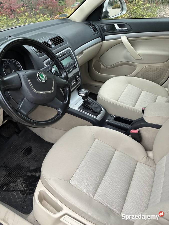 Skoda Octavia Kombi 20 TDI MR 09 Elegance DSG Rok produkcji 2008 wielkopolskie Poznań