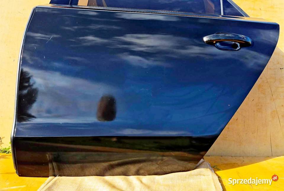 AUDI A8D4 DRZWI LEWY TYŁ ALUMINIOWE LAKIER LY8X Radom
