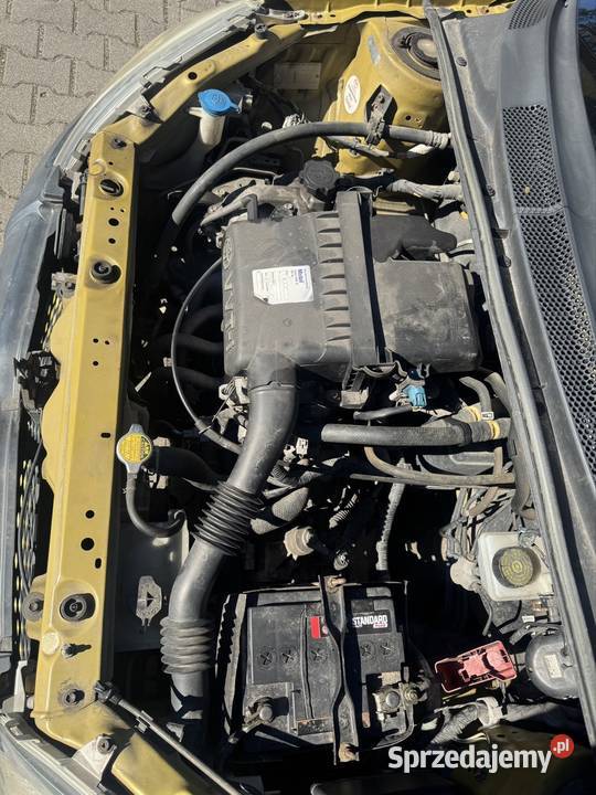 Sprzedam Toyotę yaris 10 benzyna klimatyzacja Płock