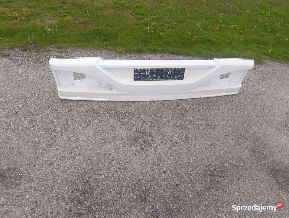 Zderzak przyczepy kempingowej Fendt Saphir 420 Odrowążek