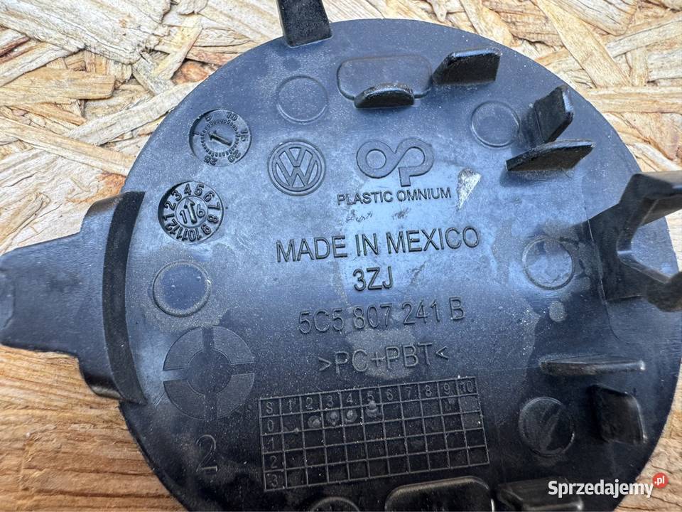 Zaślepka haka zderzaka przód beetle 5c5 rline Części samochodowe wielkopolskie
