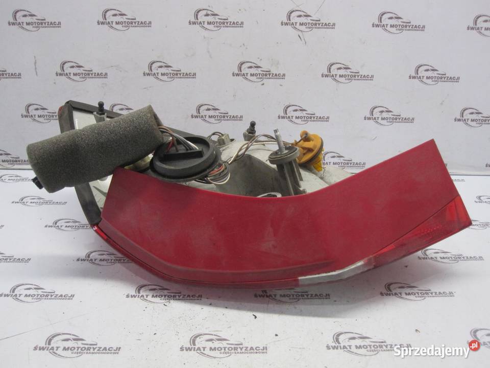 SKODA FABIA II 10r lampa lewa tył 5J6945111A osobowe