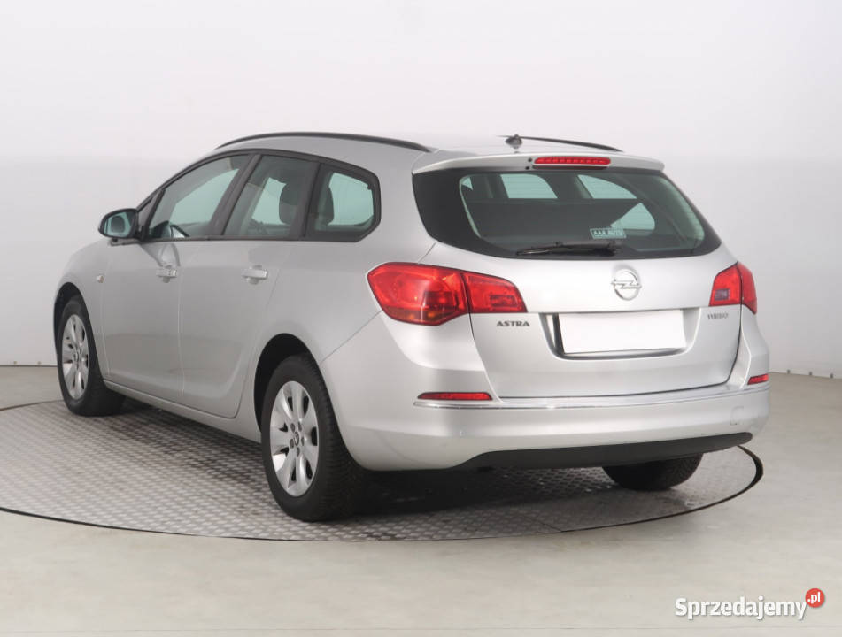 Opel Astra 14 T nieuszkodzony mazowieckie Piaseczno sprzedam