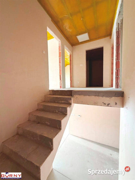 Dom szeregowy Sulejów 15823m2 4245zł/m2