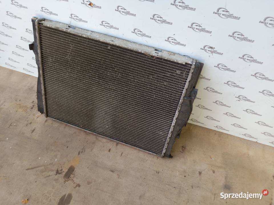BMW E90 LIFT chłodnica wody Kielce sprzedam