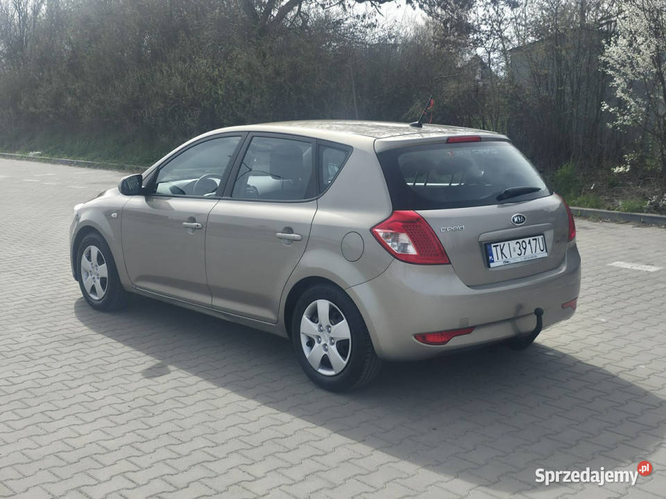 Kia Ceed 14 Benzyna Serwisowany Gwarancja Bogate bluetooth Piekoszów sprzedam