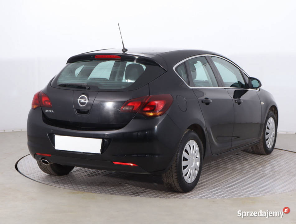 Opel Astra 14 T nieuszkodzony Piaseczno