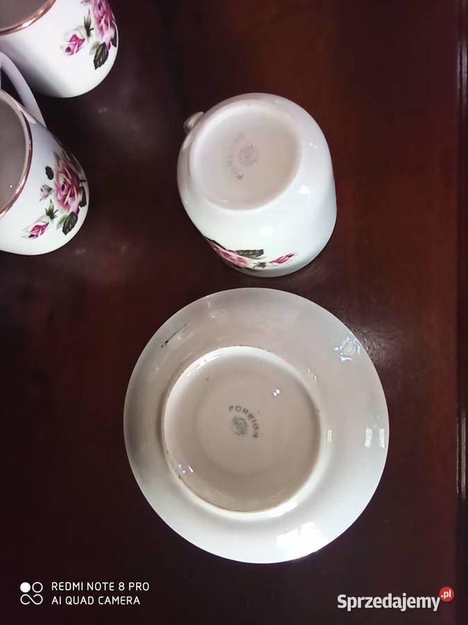 6 Filiżanek z różami z białej porcelany Porcelana i szkło Gdańsk