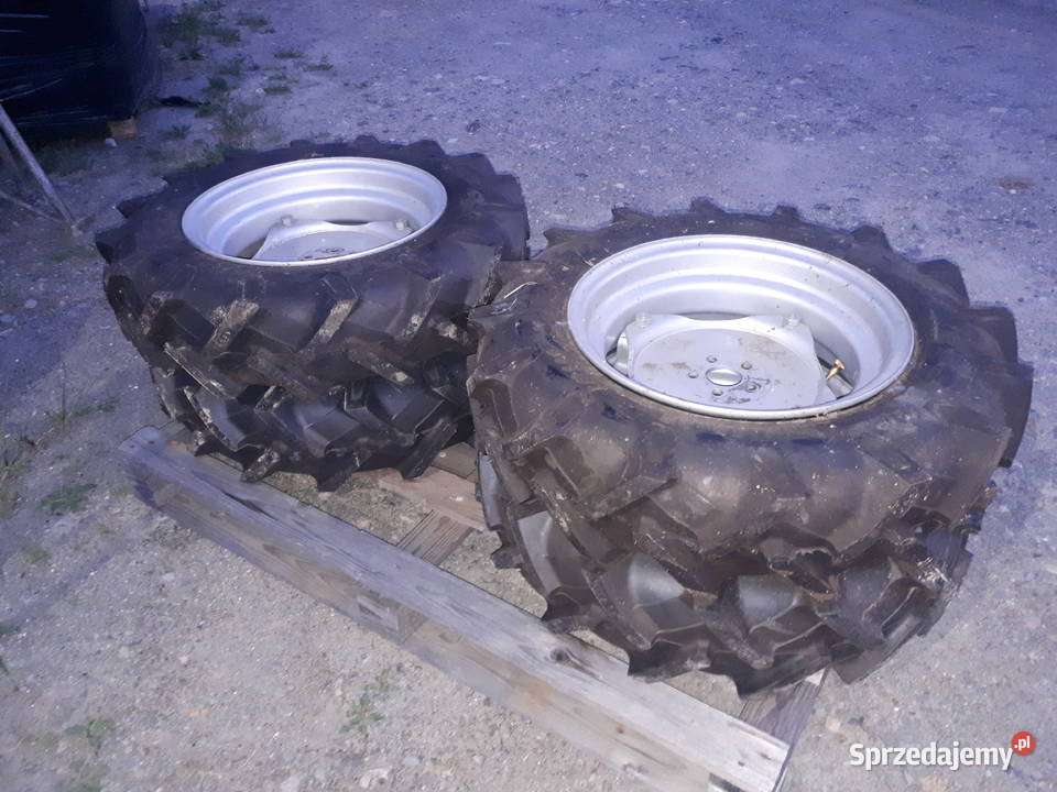Koła do ciągnika 4 z oponami 65016 TRELLEBORG małopolskie