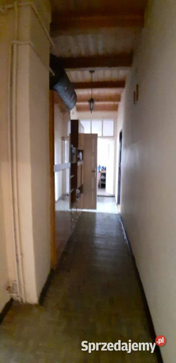 Dom i budynek gospodarczy Życiny sprzedam