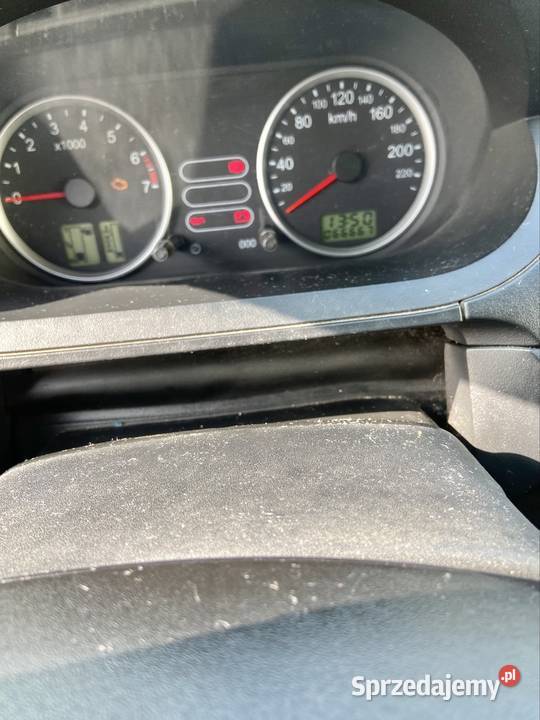 Ford Fiesta z małym przebiegiem 66670 sprzedam