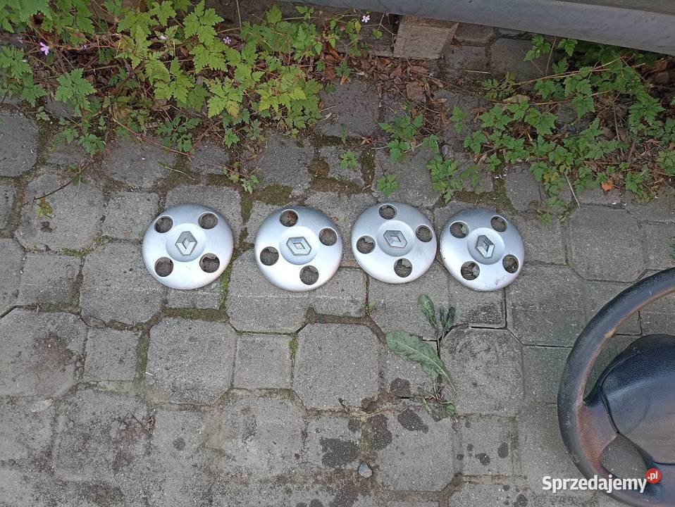 OPONY ZIMOWE KANGOO 4X4 KOMPLET całoroczne podkarpackie Krosno sprzedam