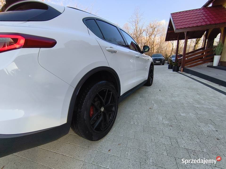 Alfa Romeo Stelvio Veloce Ti Q4 4x4 niski Radziechowy
