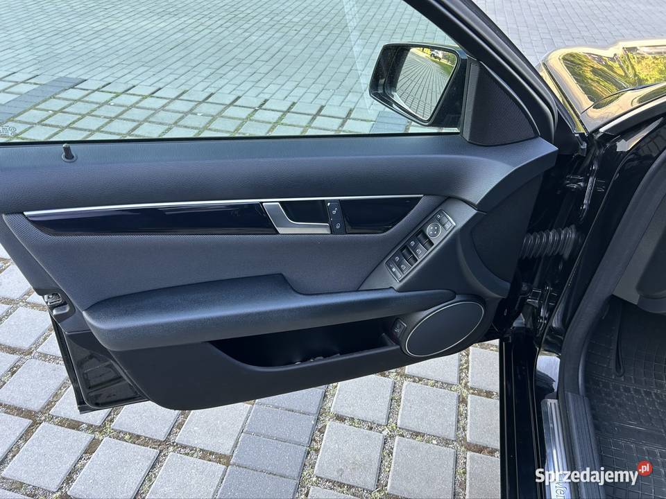 Mercedes w 204 kombi 21 Cdi diesel Praszczyki sprzedam