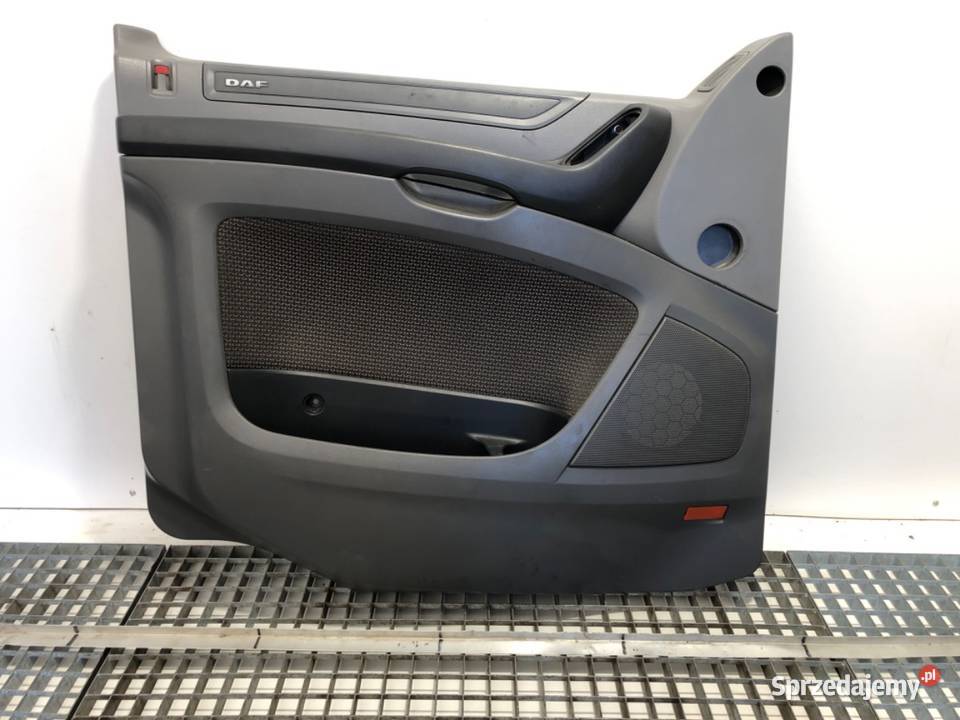 BOCZEK DRZWI LEWY PRZÓD DAF XF Ciągnik siodłowy ciężarowe