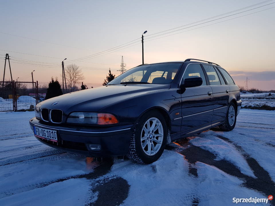 BMW E39 528iAT Xenon Navi PDC Telefon Bogata ABS lubelskie