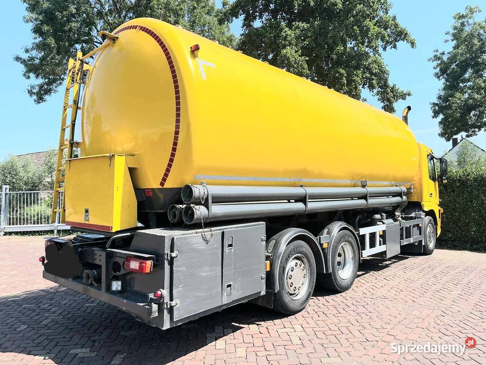 Ciezarowy silos komorowy Volvo do przewozu paszy nie lubelskie Biała Podlaska