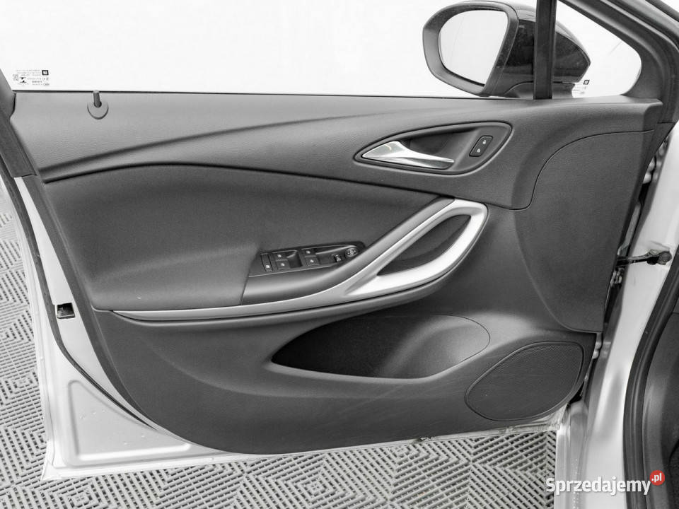 Opel Astra GD427YW12 T Edition 2 stref klima Pępowo sprzedam