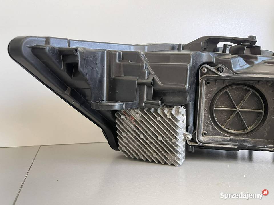 AUDI A6 C8 PRAWA LAMPA PRZÓD FULL LED osobowe Ostroróg