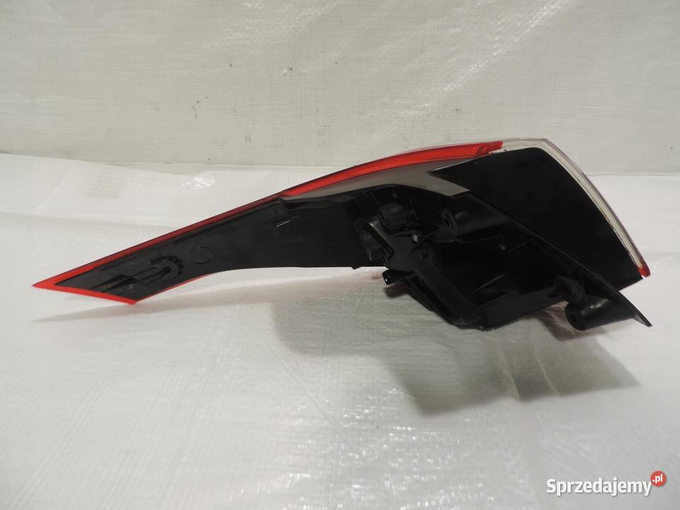 OPEL CROSSLAND X LAMPA PRAWA TYLNA osobowe kujawsko-pomorskie