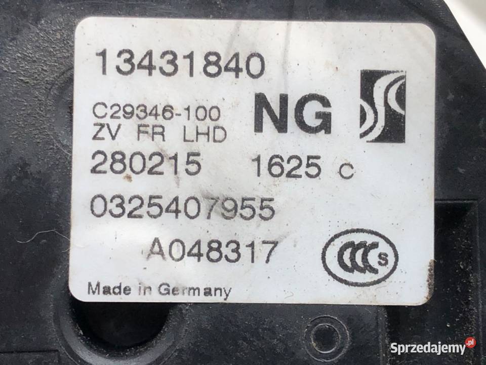 ZAMEK DRZWI PRAWY PRZÓD OPEL CORSA E Hatchback