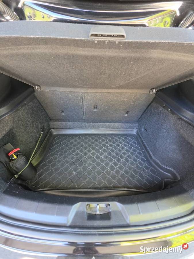 Volvo V40 D3 Momentum Zakliczyn