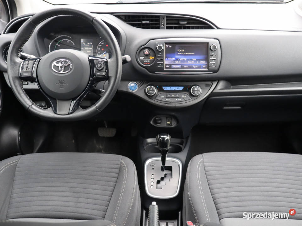 Toyota Yaris 15 Hybrid 85740km Katowice