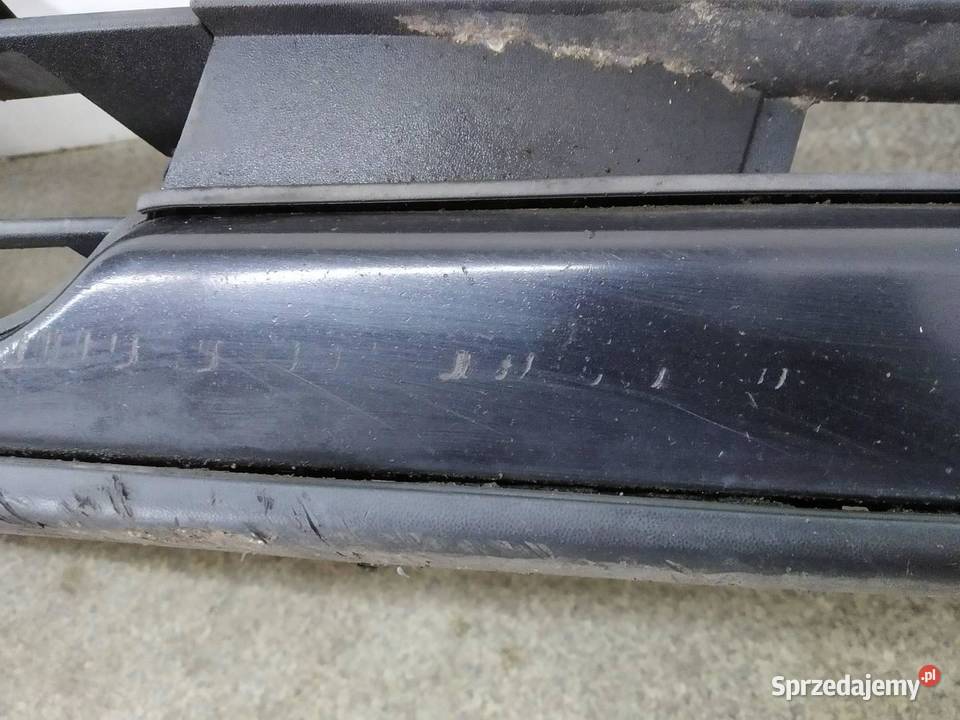 ZDERZAK PRZÓD CZARNY SPRYSKI DO POPRAWEK VW osobowe sprzedam