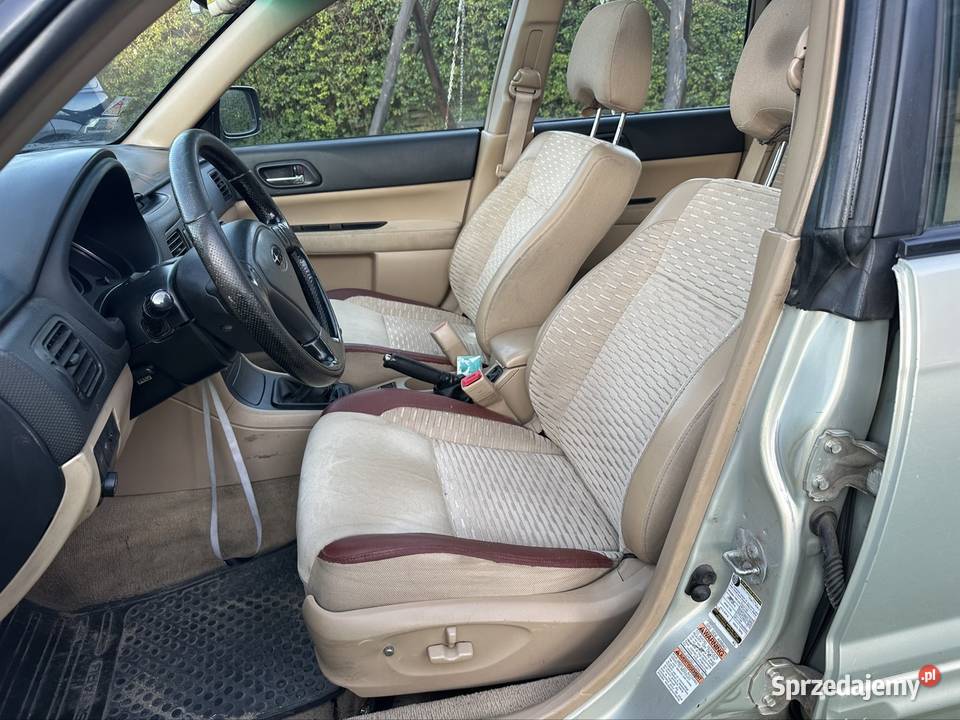 Subaru Forester 25 170 XS LPG 2005r Subaru Morąg sprzedam