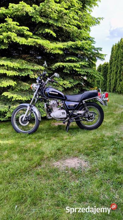 Suzuki GN125