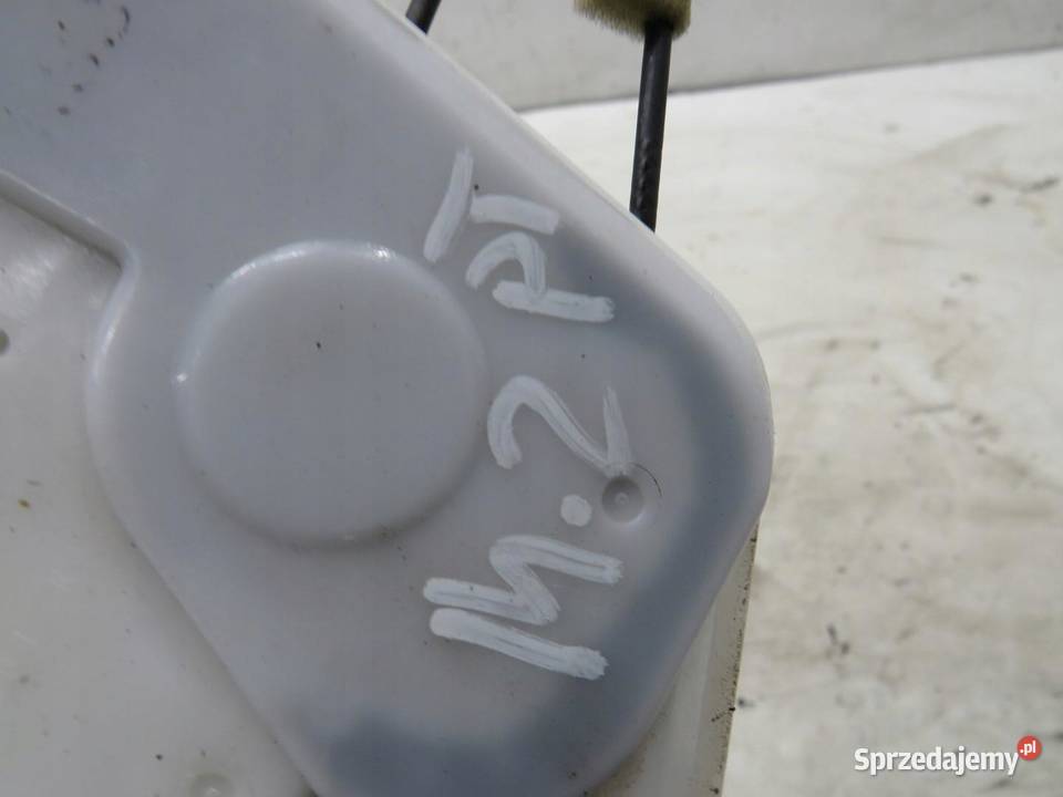 ZAMEK DRZWI PRAWY TYŁ MAZDA 2 DJ 5A20F0694 osobowe sprzedam